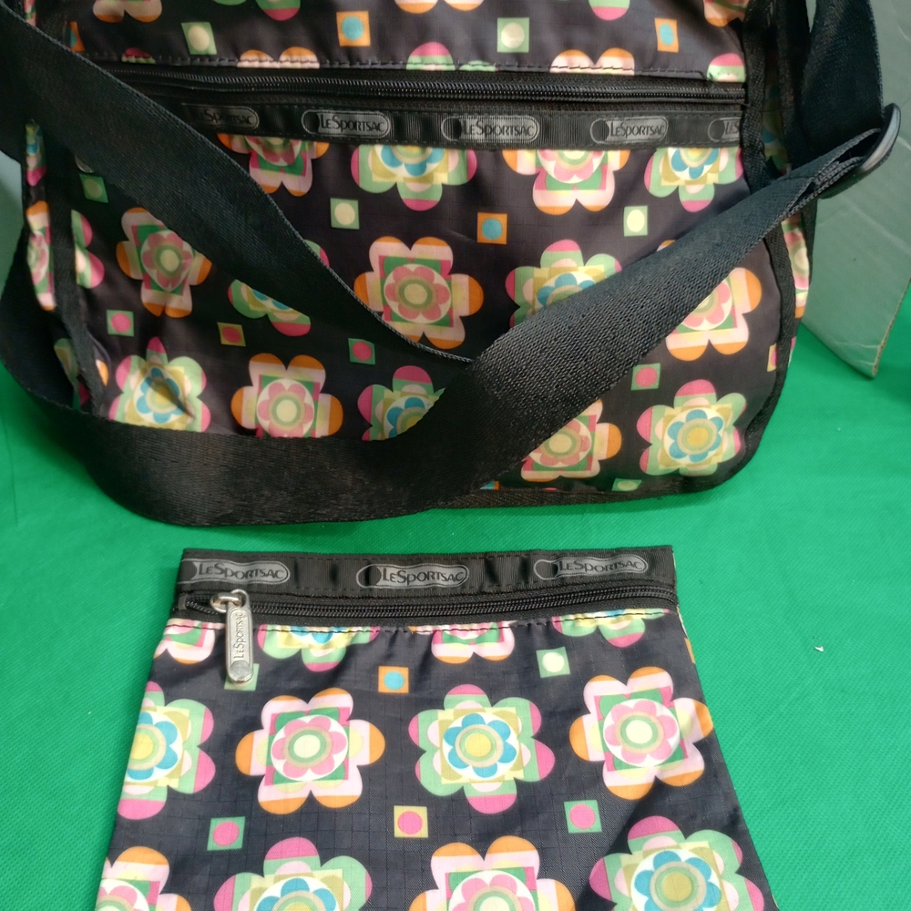 LeSportsac Black Floral Geo Crossbody Bag - Colorful Flower Print With Wallet